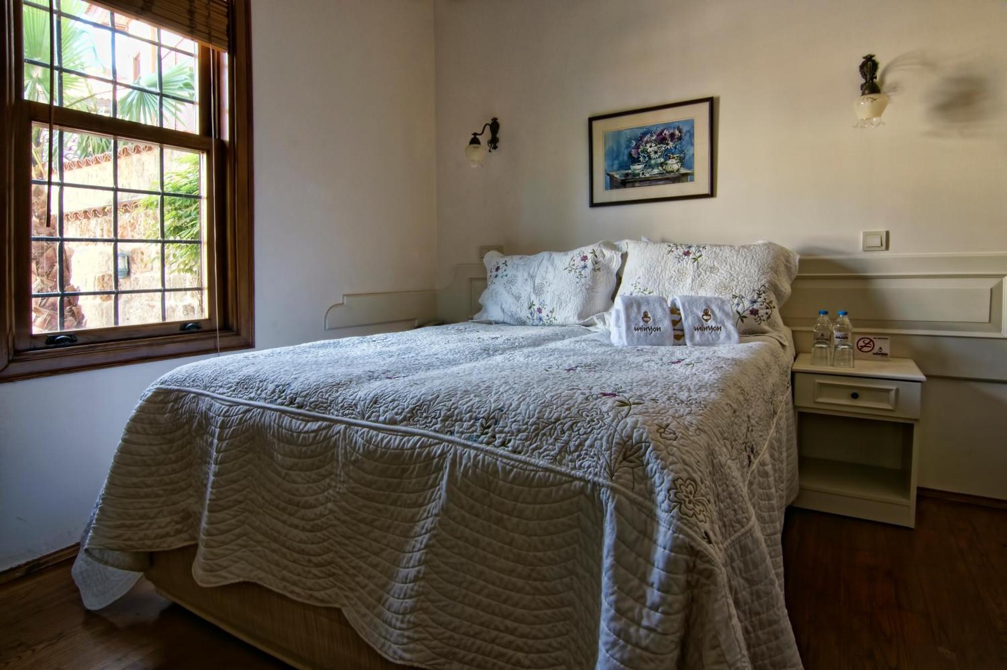 Minyon Hotel Анталия Стая снимка