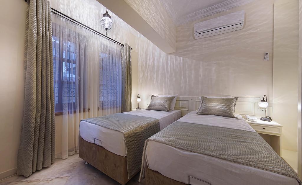 Minyon Hotel Анталия Екстериор снимка