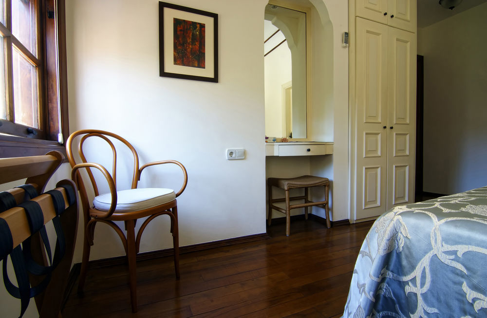 Minyon Hotel Анталия Екстериор снимка